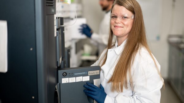 Extractables and Leachables Testing